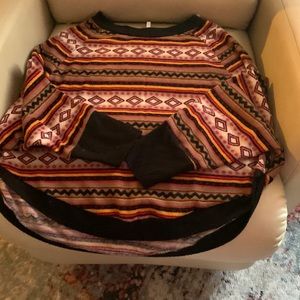 Apple Bottom Multi color women size L Sweater.